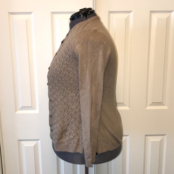 Sweater - Picture 4 of 6